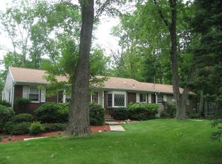 4 Ladentown Rd, Pomona, NY 10970