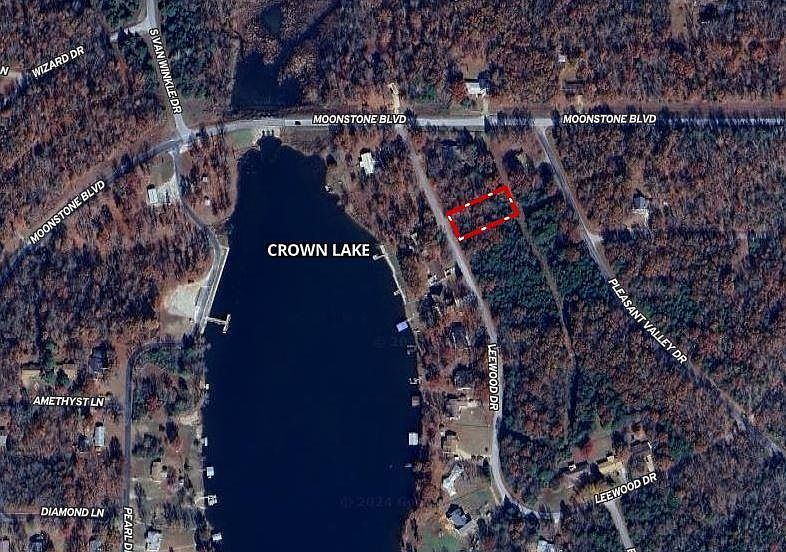 2nd image of 706 Leewood Dr