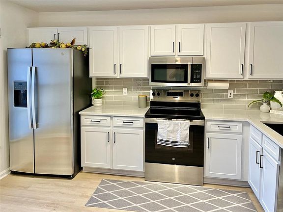 3rd image of 2355 Water View Loop