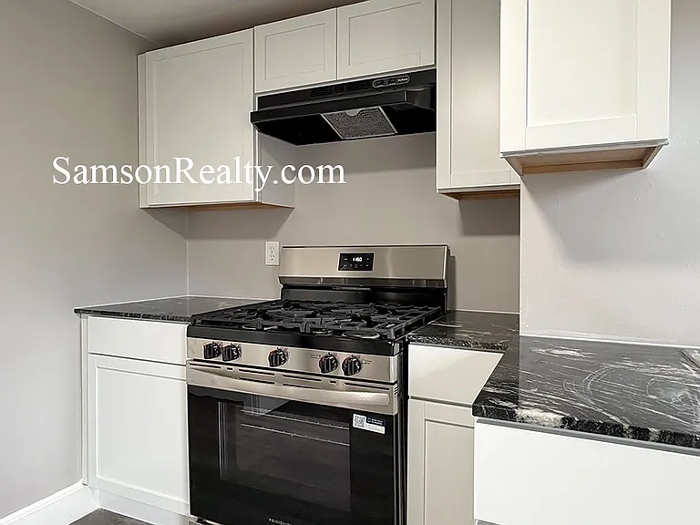 41 Jenckes St #3 — Photo 5