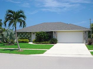1097 Palama Way, Lantana, FL 33462