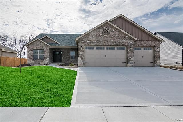 1st image of 142 Smola Woods Ct