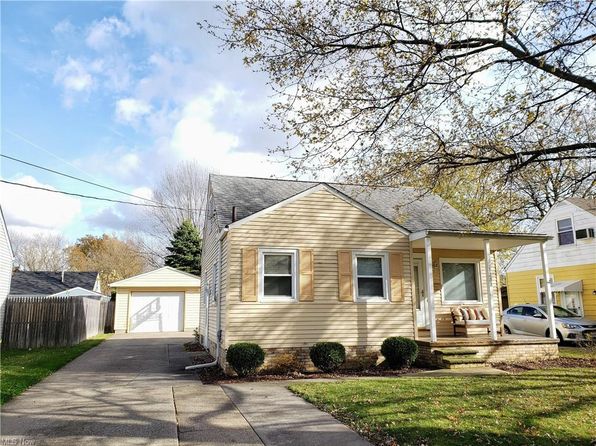 1233 Cedar Dr Lorain Oh 44052 Zillow