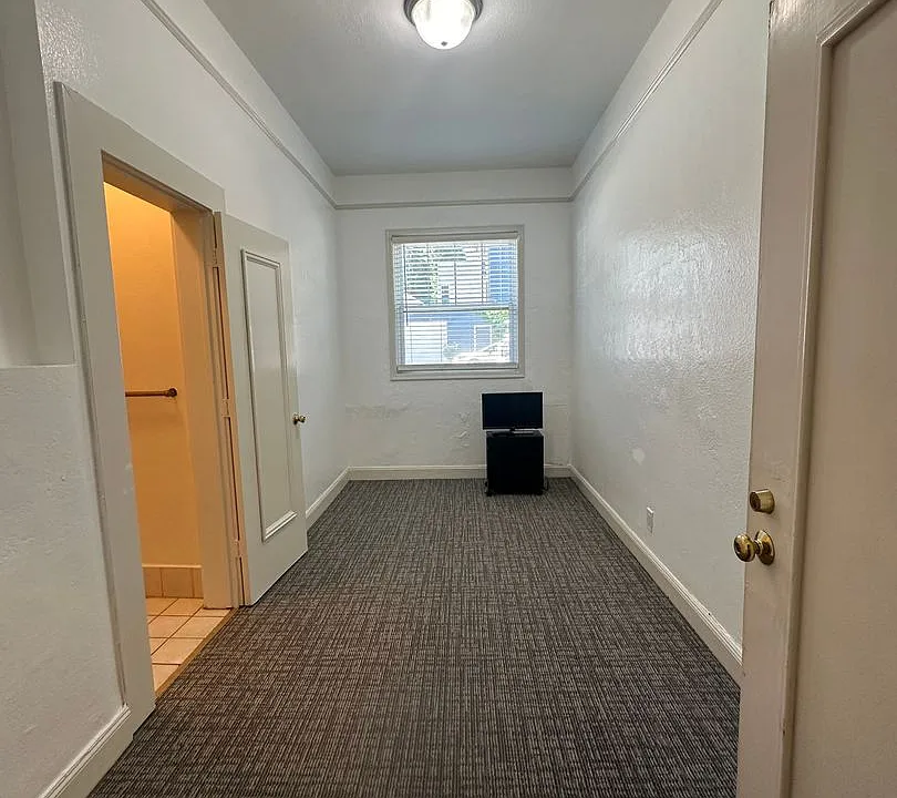 198 Carl St #831R