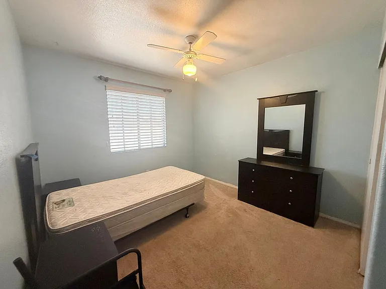 1778 Blue Ribbon Dr — Photo 12