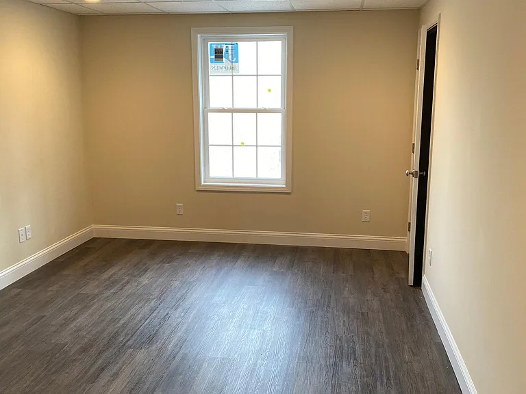 86 Brownstone Ln — Photo 6