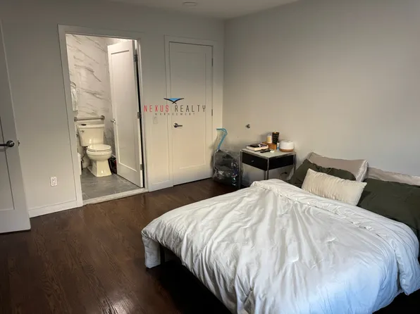 22-10 47th Street image 5 of 10