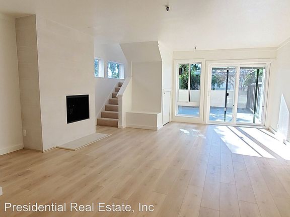 5th image of 685 High St APT 2E