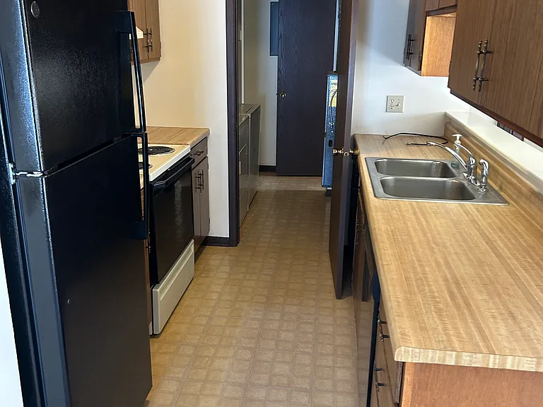 7040 Austrian Pine Way #4 — Photo 4
