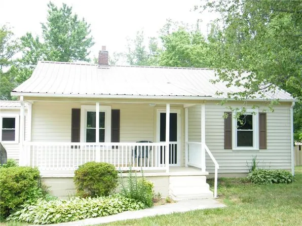 4488 Clippard Ln, Granite Falls, NC 28630