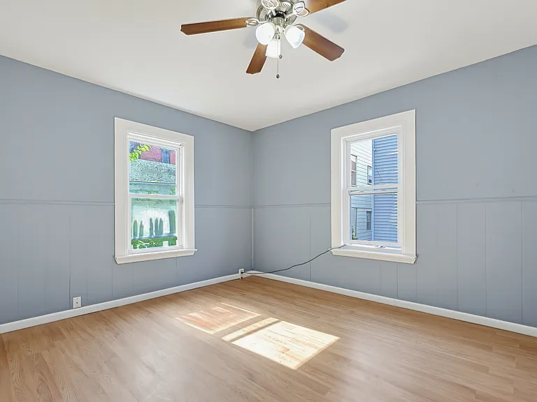 12-12R Granite St #1 — Photo 11