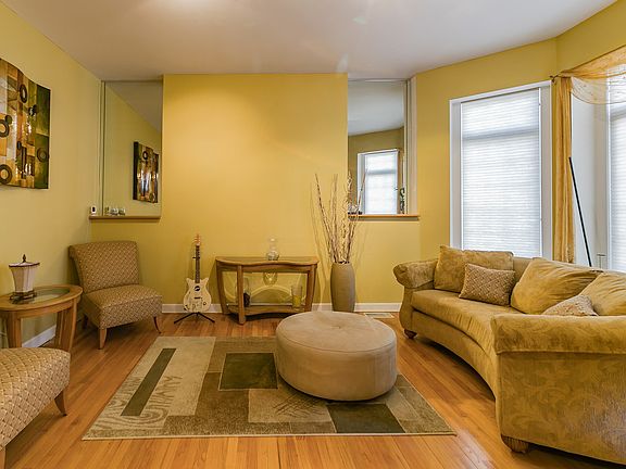 2nd image of 4007 S Vincennes Ave