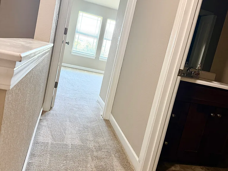 10541 Clubhouse Dr — Photo 16