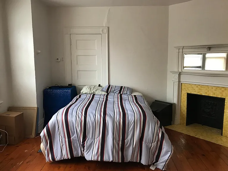 307 Market St #D — Photo 7