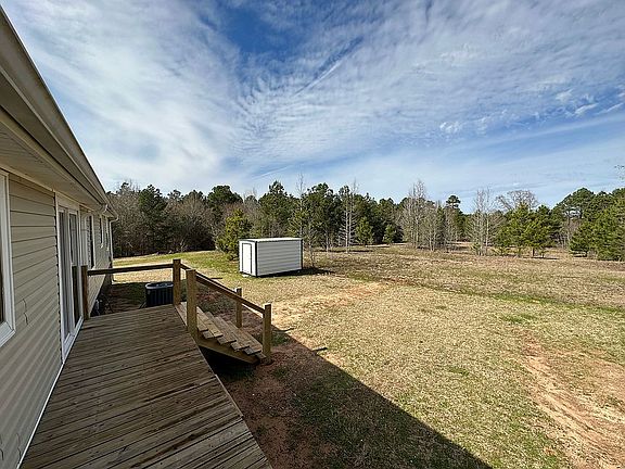 5th image of 1074 County Road 481 W