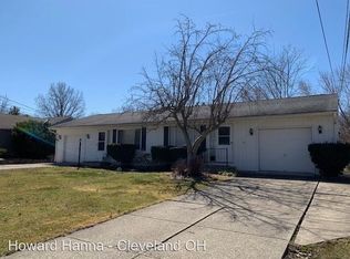 9862 Fair Rd, Strongsville, OH 44136