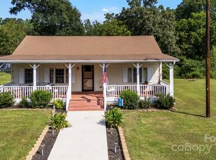 617 E Chestnut St, Stanley, NC 28164