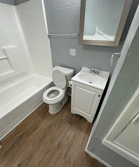 615 W Coffin St — Photo 9