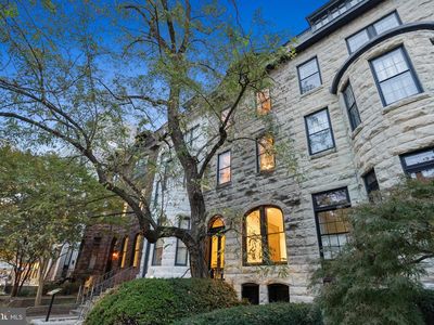 2012 R St NW, Washington, DC, 20009