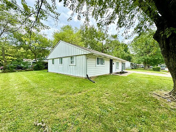2nd image of 4345 Aspen Way