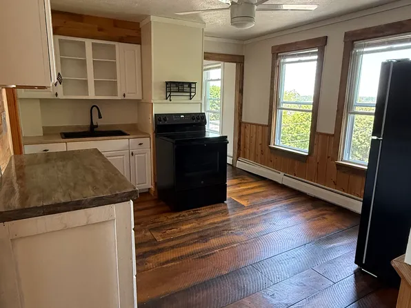 23 Prospect St #301, Biddeford, ME 04005
