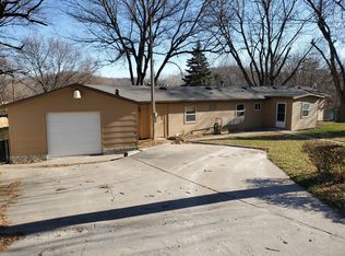 55181 Fandt Rd, Pacific Junction, IA 51561