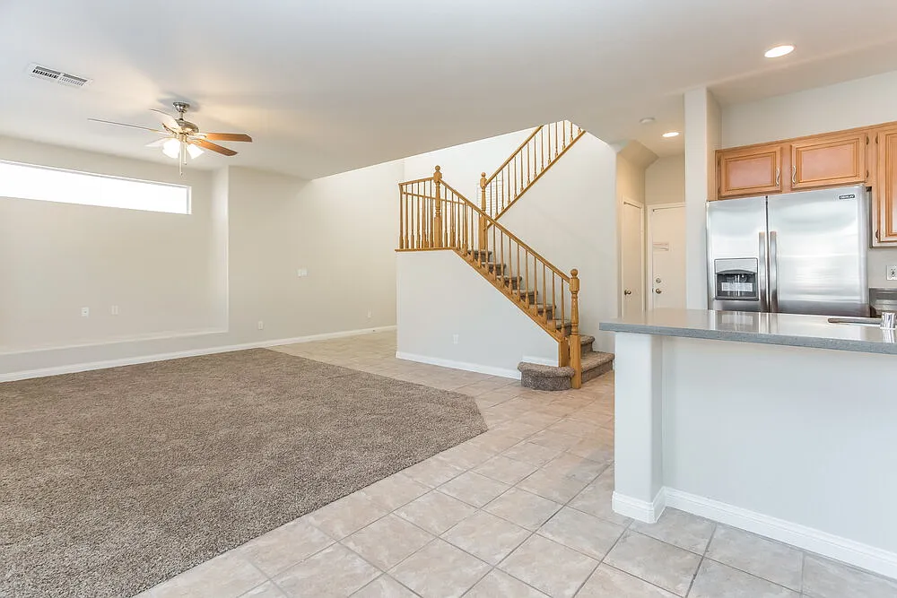 3 bed, 2.5 bath, 1871 sqft, $2,265 — Photo 4