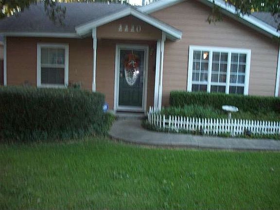 2nd image of 2220 Avenue B