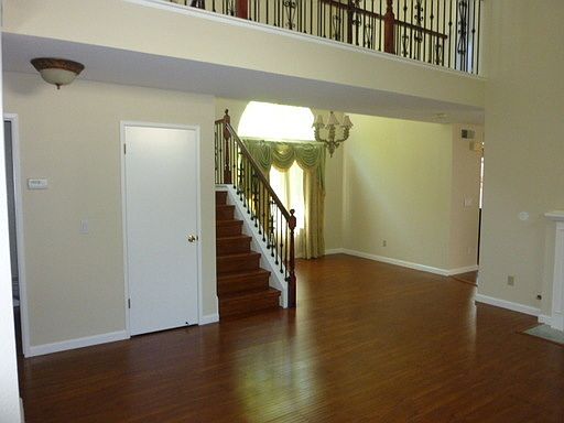 5th image of 3023 Badger Dr