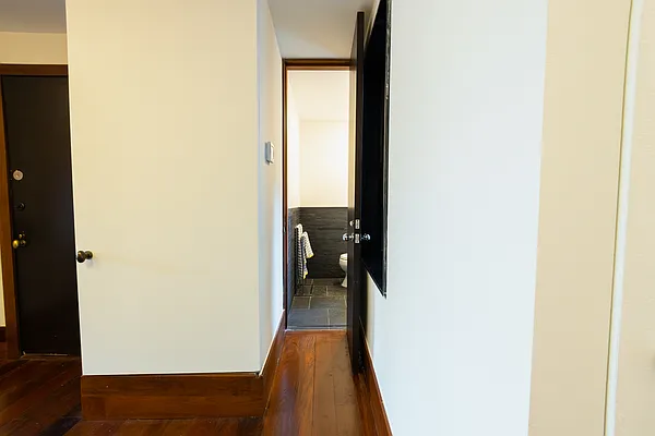 Rented by Finest Furnished LLC | media 73