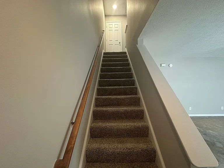 273 Mulberry Cir — Photo 7