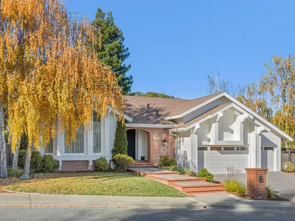 10 Silk Oak Circle, San Rafael, CA 94901
