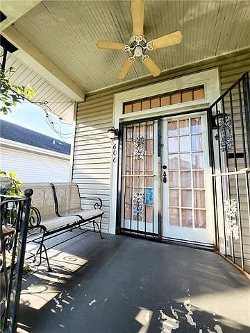 1st image of 606 Clare Ct