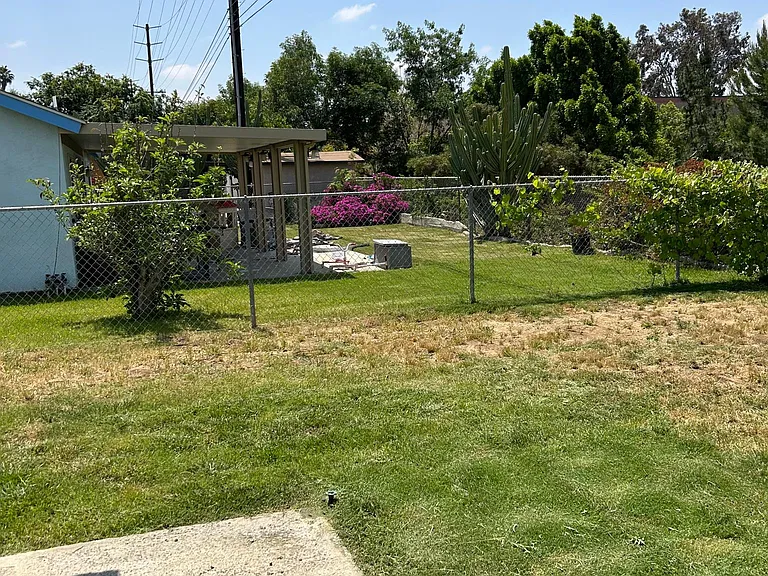 2625 Baltic Ave — Photo 36