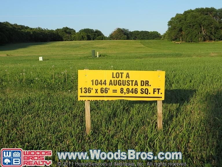 1st image of 1042 Augusta Dr