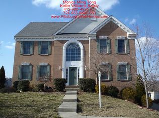 432 Crimson Dr, Pittsburgh, PA 15237
