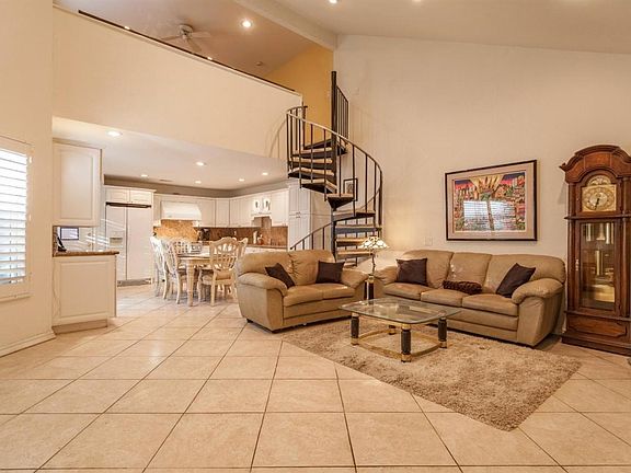 3rd image of 430 Via Colinas