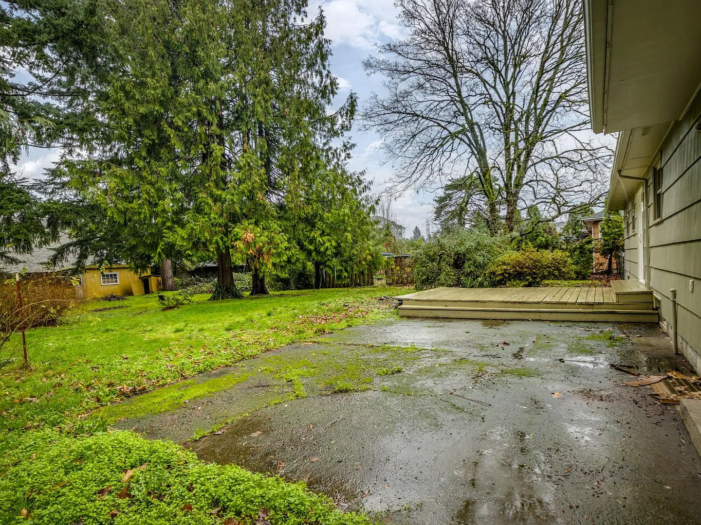 11835 NE Couch St — Photo 4