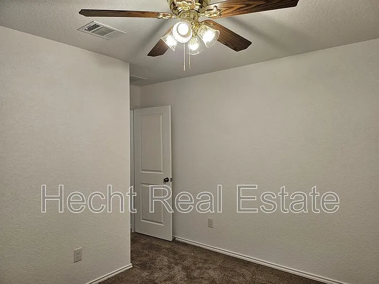 5911 Coahulia Rdg — Photo 23