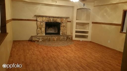 3rd image of 701 Wood Ln