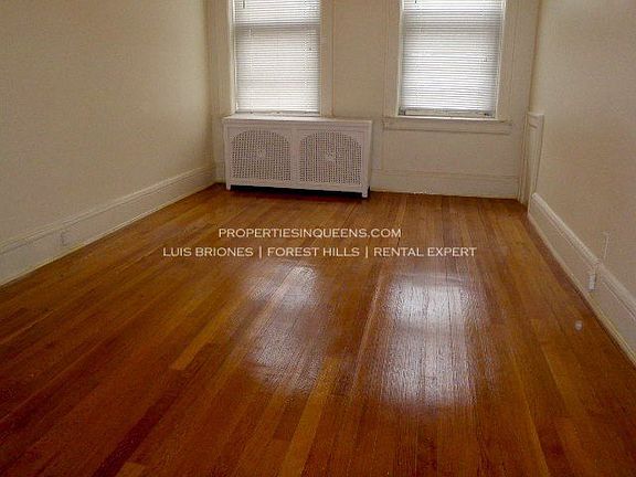 2nd image of 2459 32nd St APT 1B