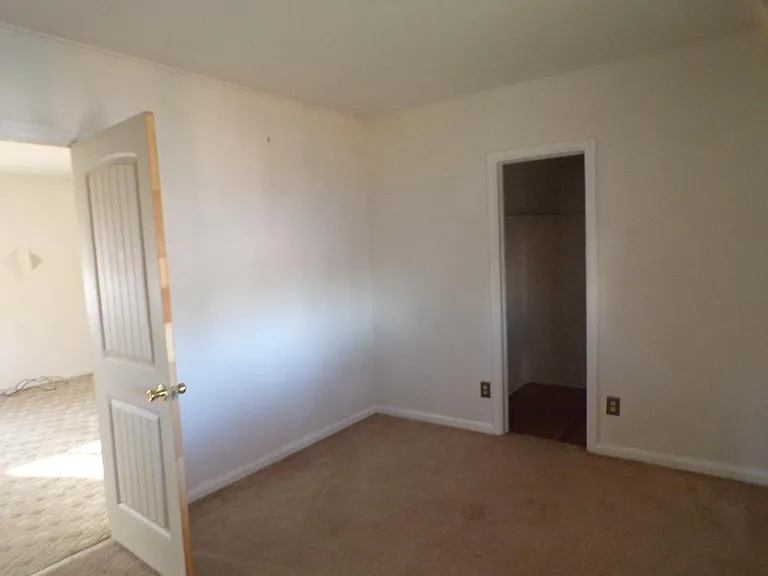 112 Park St #C — Photo 6