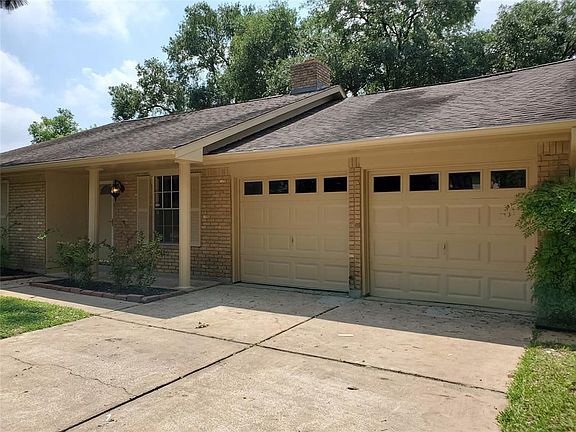 2nd image of 4303 Saratoga Dr