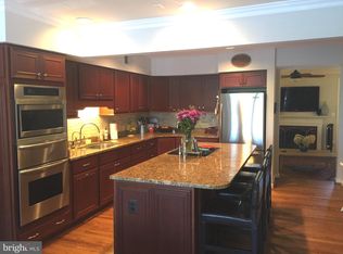 123 Chesterfield Pl SW, Leesburg, VA 20175