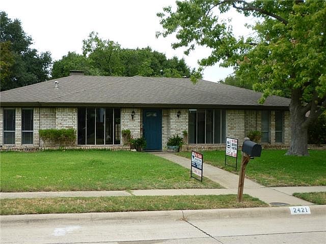 1st image of 2421 Northcrest Dr