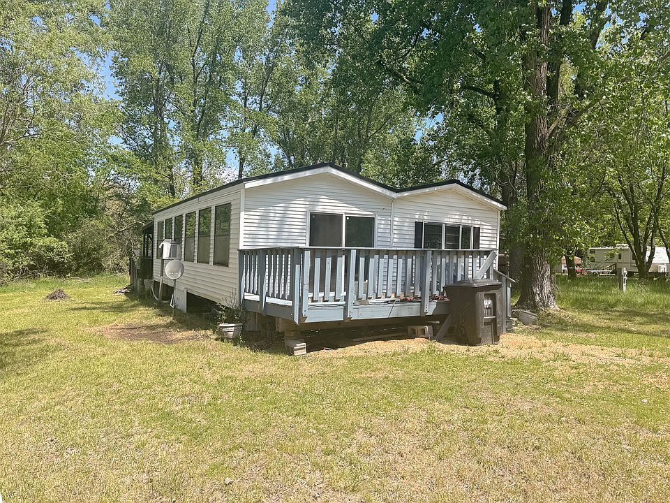 1st image of 29/310 Woodhaven Dr E