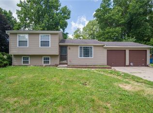 8831 Timberwood Dr, Indianapolis, IN