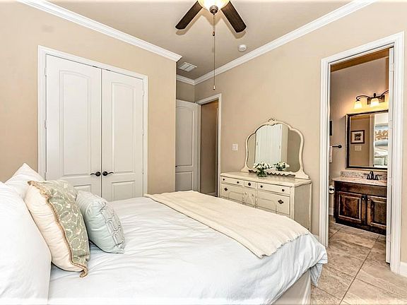 4th image of 3501 Sunburst Creek Ln