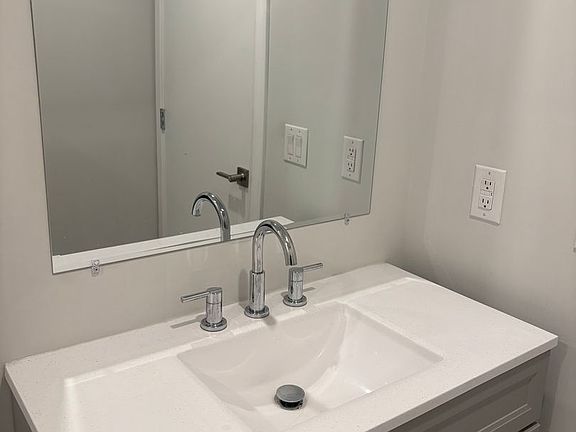 5th image of 1817 N 2nd St #301