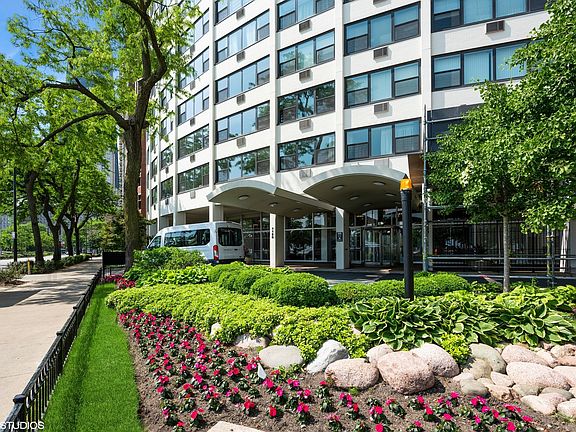 2nd image of 1150 N Lake Shore Dr APT 12G